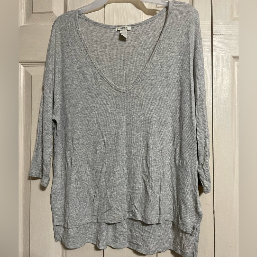 Forever 21 women’s Knit long sleeve shirt size medium